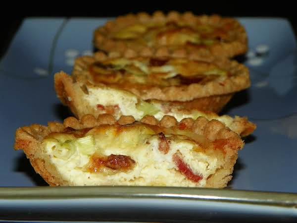 Mini Swiss Quiches_image