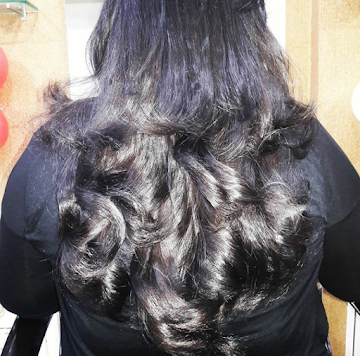 Miracle Beauty And Salon photo 