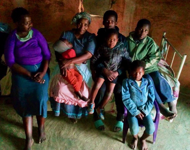 Members of the Mafuna family live in a one-room mud house: (from left to right) Ntombiyakhe, Nomvuyiso, Khaliphile, Athandiwe, Siyaphumelela, Ongezwa and Someleze. Image: YAMKELA NTSHONGWANA