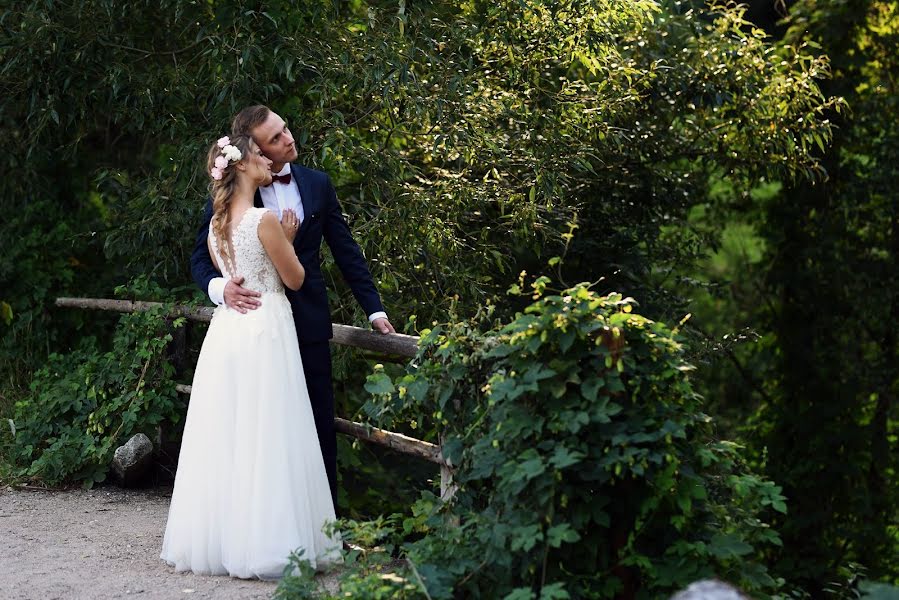 Wedding photographer Asia Lutyńska (lutynska). Photo of 25 February 2020