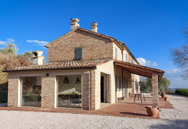 Villa avec piscine et jardin 2