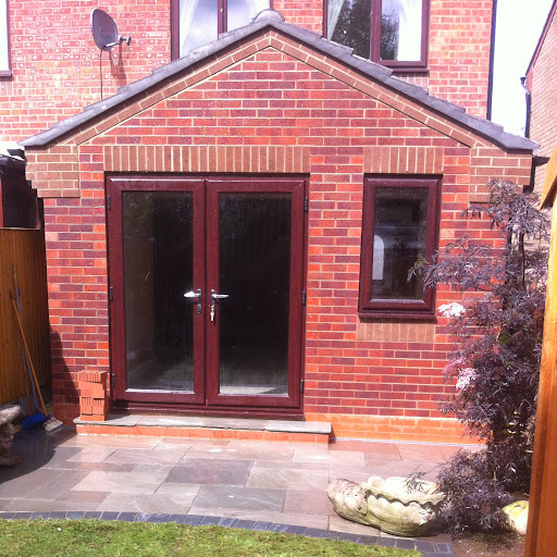 RDW BUILDING & Maintenance Services Logo