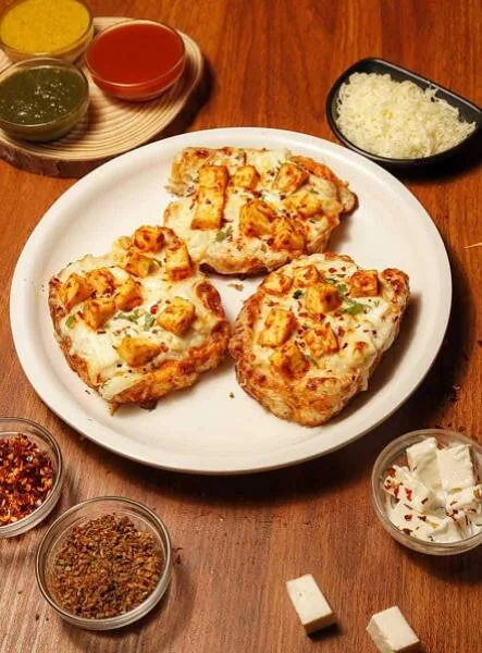 Paneer Garlic Bread