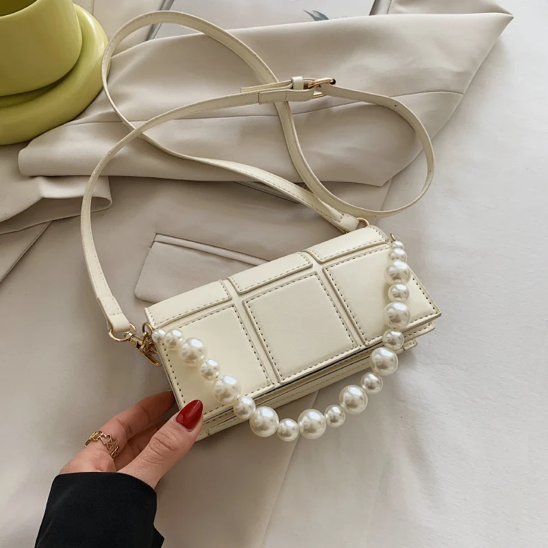 New Fashion Messenger Bag Female Bag Pearl Portable Small Square Bag Stylish and Convenient Handbag Perfect for Everyday