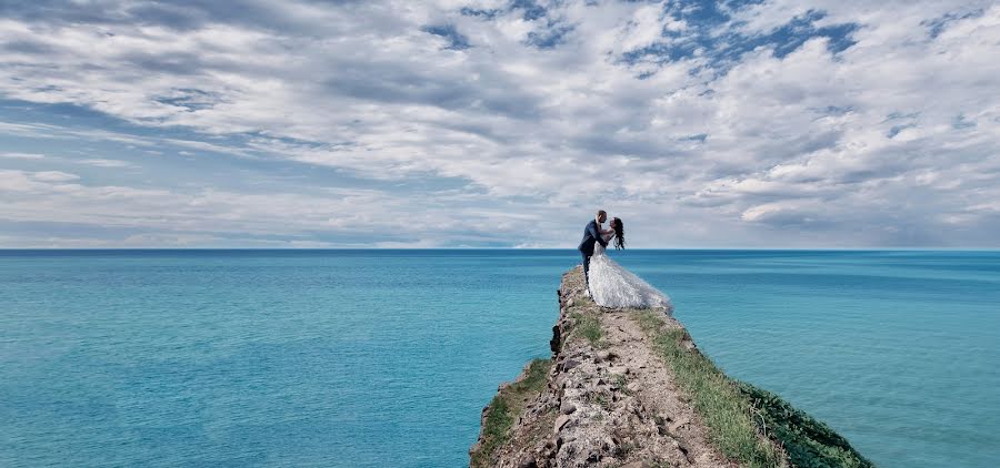 Wedding photographer Yuriy Akopov (danisyfer). Photo of 12 October 2018