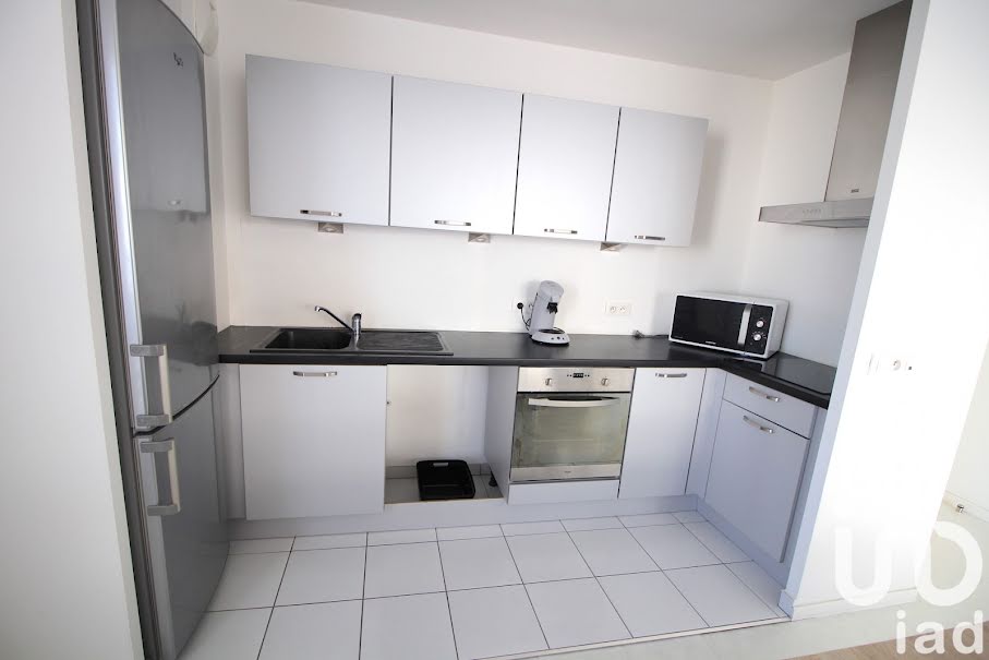 Vente appartement 3 pièces 62 m² à Fleury-merogis (91700), 175 000 €