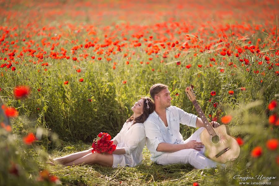 Fotografo di matrimoni Viktor Ageev (viktor). Foto del 7 maggio 2016