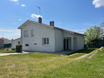 maison à Montendre (17)