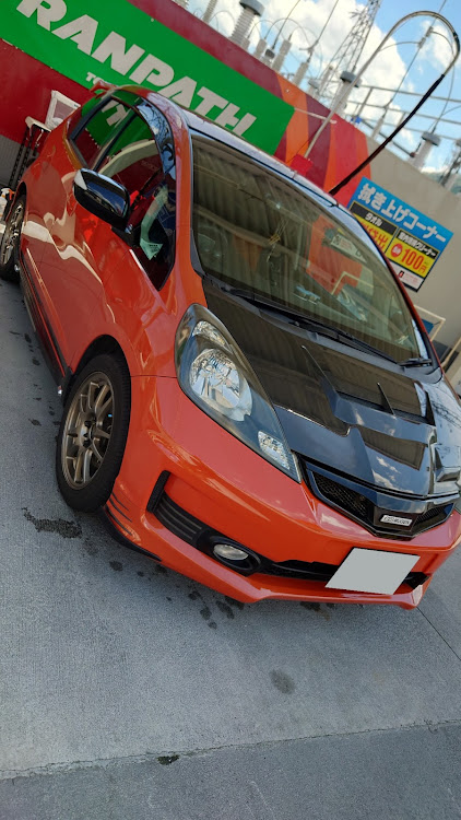 フィットの猛暑日・７月もよろしくお願いいたします・洗車・あづい〜(꒪⌓꒪)あづいよ〜(꒪⌓꒪)に関するカスタム事例の投稿画像1枚目