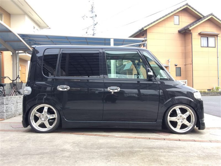 タントの全長調整式車高調・DIYで取付・トラスト車高調・意外と固め・思ったよりも下がるに関するカスタム事例の投稿画像8枚目