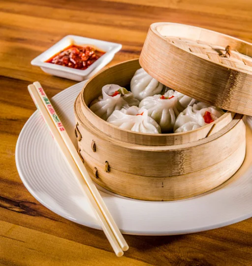 Steamed Crystal Dumplings With Vegetables