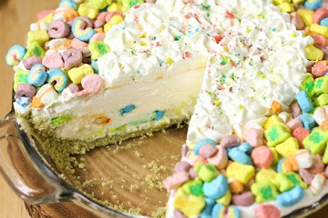 Lucky Charms No-Bake Ice Box Pie (Video)