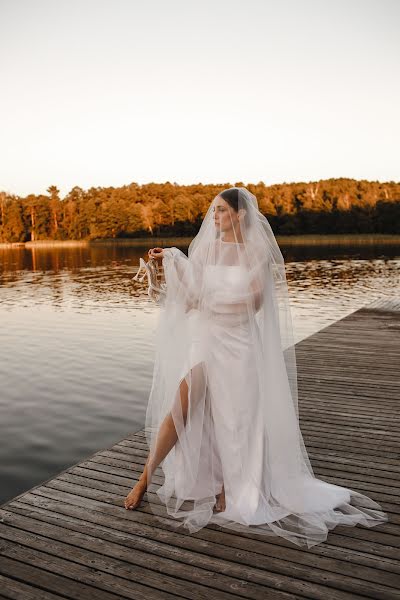 Fotografo di matrimoni Olya Klimuk (olgaklimuk). Foto del 8 aprile 2023