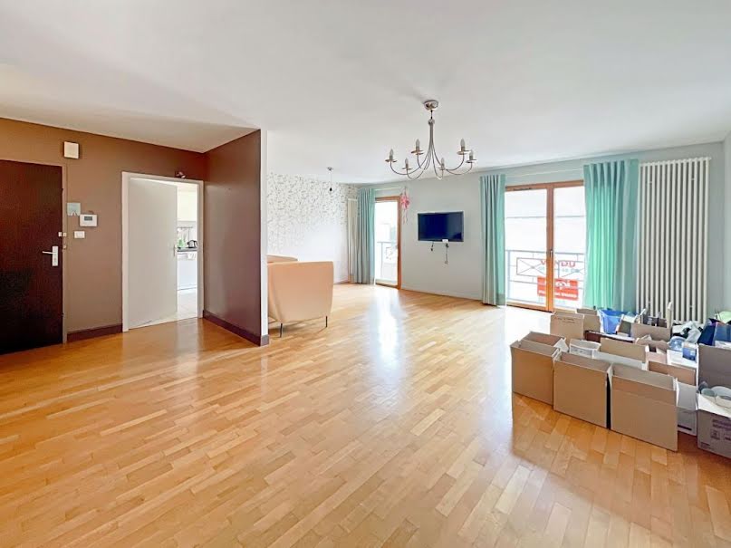Vente appartement 3 pièces 86 m² à La Roche-sur-Yon (85000), 249 900 €