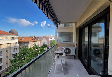 Apartment with terrace 17
