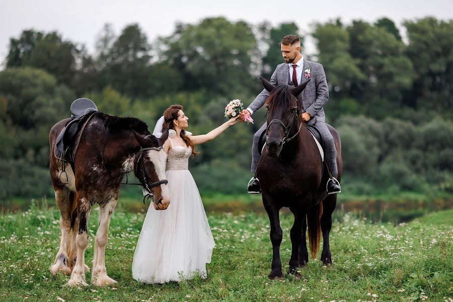 Весільний фотограф Валерия Езерская (ezerskayalera). Фотографія від 26 вересня 2023