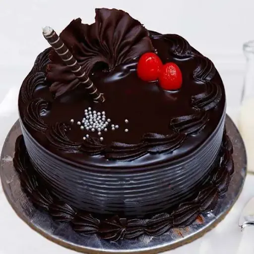 Premium Chocolate Cake Eggless