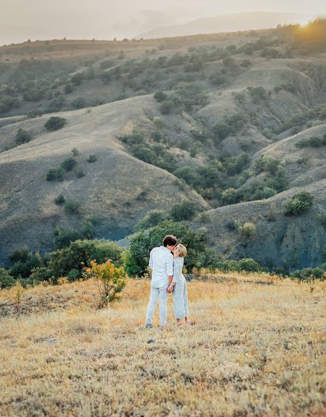 Fotografo di matrimoni Vitaliy Galichanskiy (galichanskiifil). Foto del 11 novembre 2015