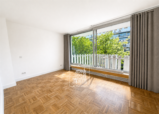 Apartment 5