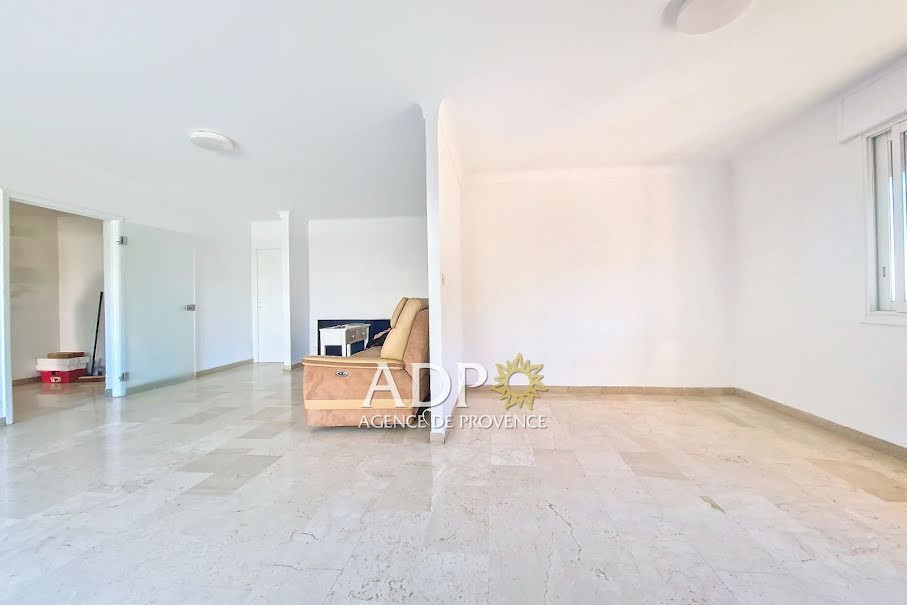 Vente appartement 5 pièces 94 m² à Grasse (06130), 225 000 €