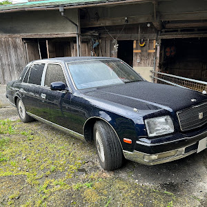 センチュリー GZG50