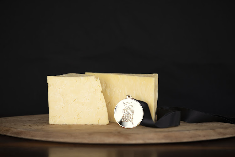 The award-winning 18-month mature cheddar cheese.