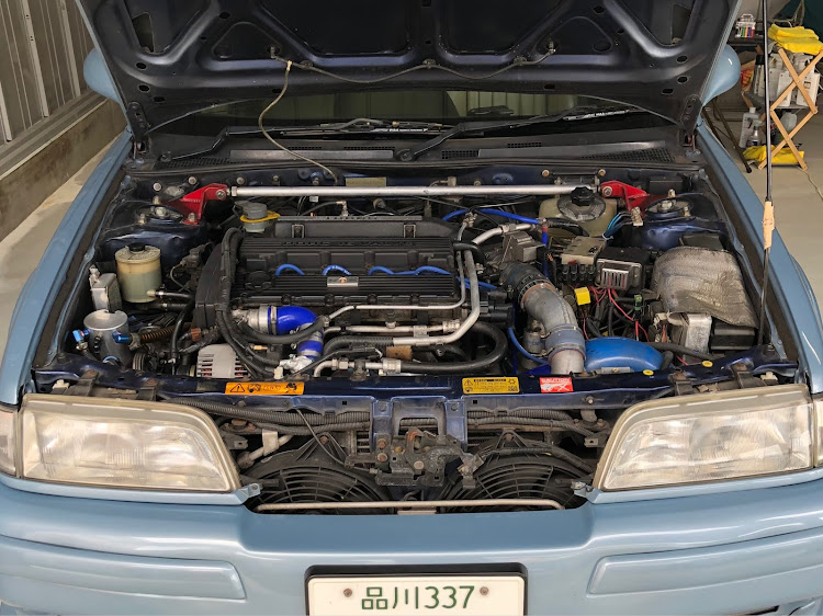 200のみんなのエンジンルーム見てみたい・ローバー220に関するカスタム事例の投稿画像1枚目