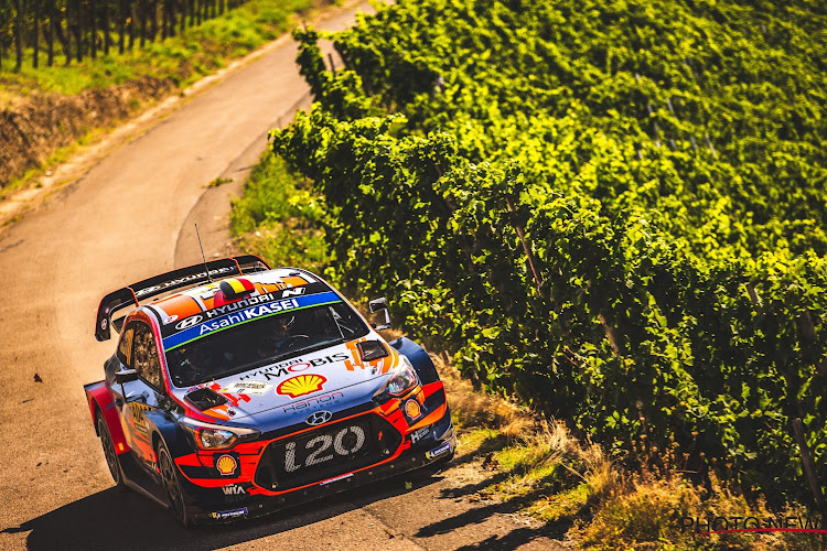 Neuville houdt met ritzege de druk op WK-leider in Duitsland