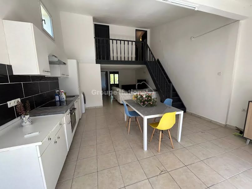 Vente maison 3 pièces 84 m² à Mallemort (13370), 259 000 €