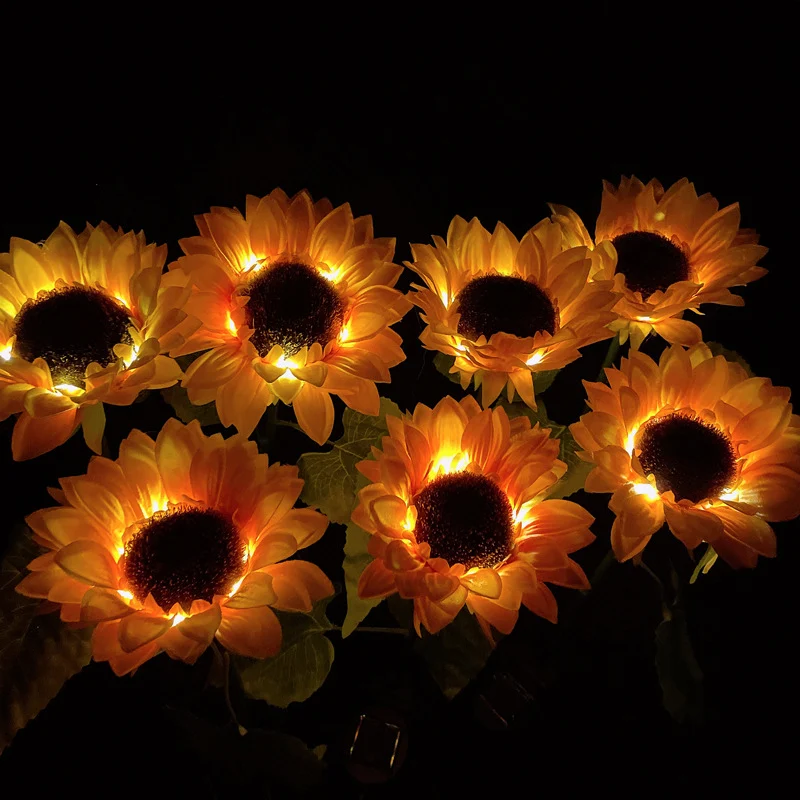LED Solar Sonnenblumen Dreikopf Gartenleuchte Dekorative Außenlandschaftslampe für Rasen und Wege