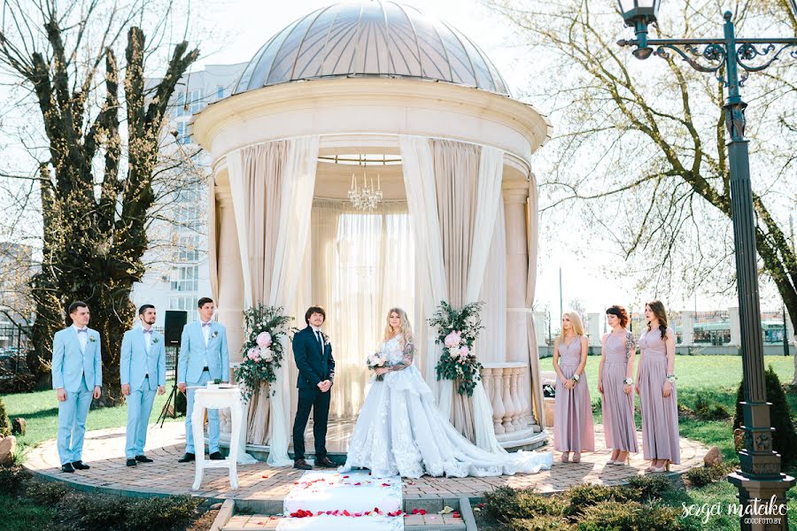 Fotógrafo de casamento Sergey Mateyko (sergeimateiko). Foto de 13 de maio 2017