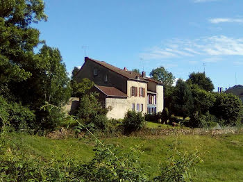 maison à La Clayette (71)