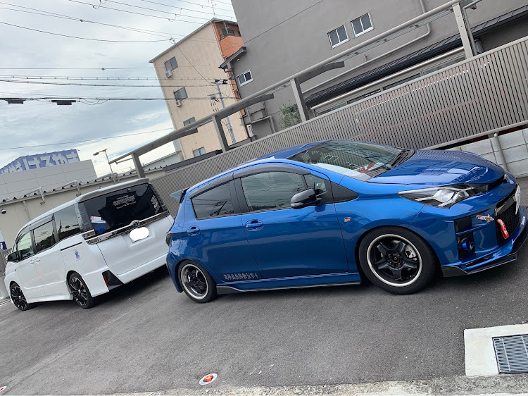 ヴィッツの洗車・オフ会・夢洲コラボ・ＧＲコラボに関するカスタム事例の投稿画像2枚目