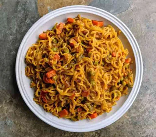 Maggi Masala With Tea