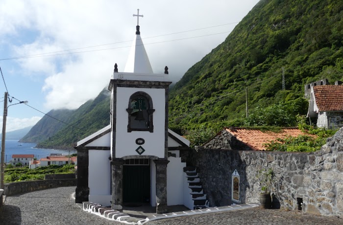 AZORES, 5 ISLAS POR UN PELO: PICO, SÃO JORGE, FAIAL, FLORES Y CORVO - Blogs de Portugal - SÃO JORGE, LA ISLA DE LAS FAJÃS: NIEBLA, POÇA DE SIMÃO DIAS Y COSTA SUR (11)