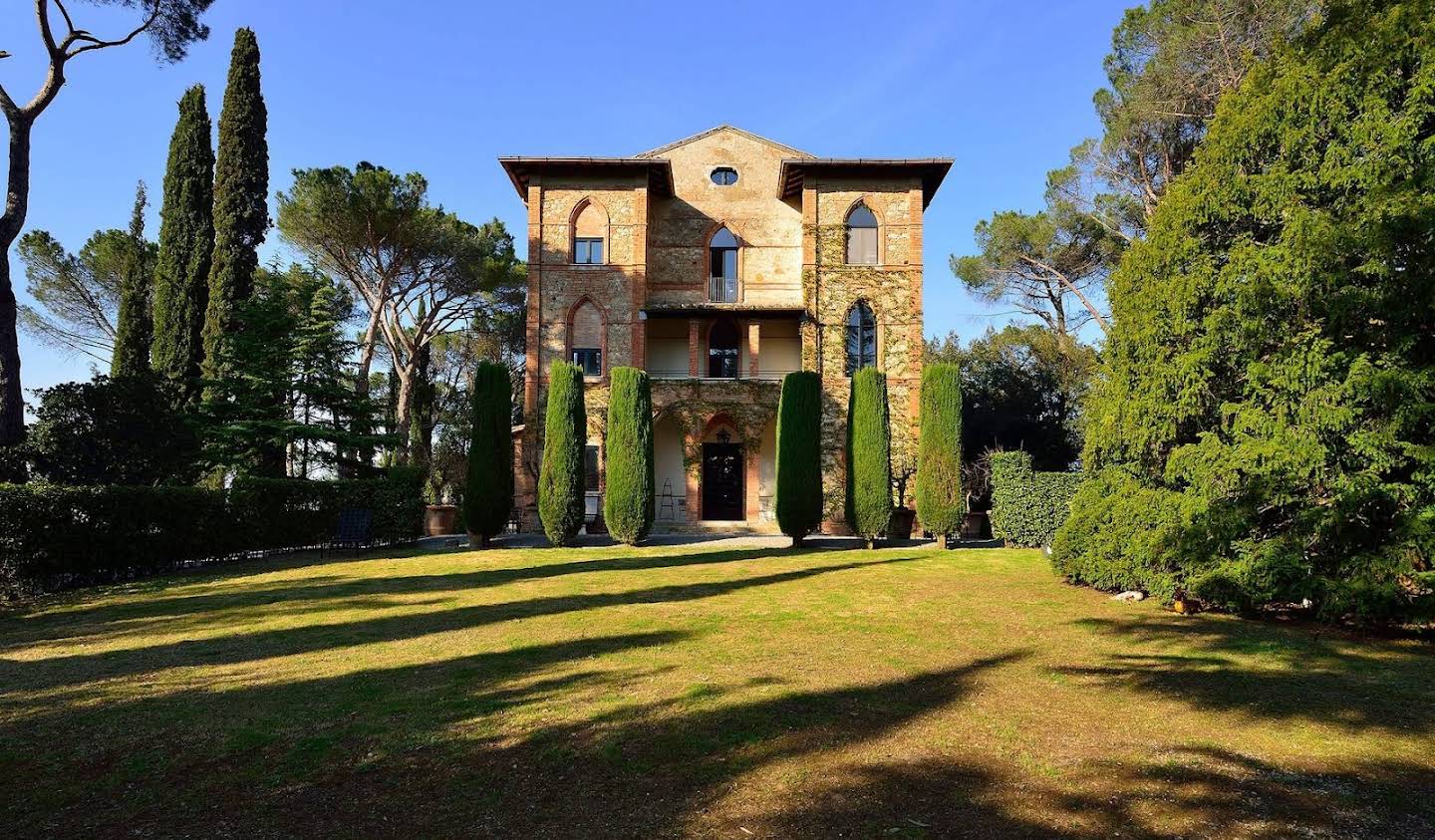 House with pool Chiusi