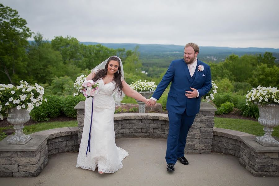 Fotografo di matrimoni Betsy Ingram (betsyingram). Foto del 27 aprile 2023