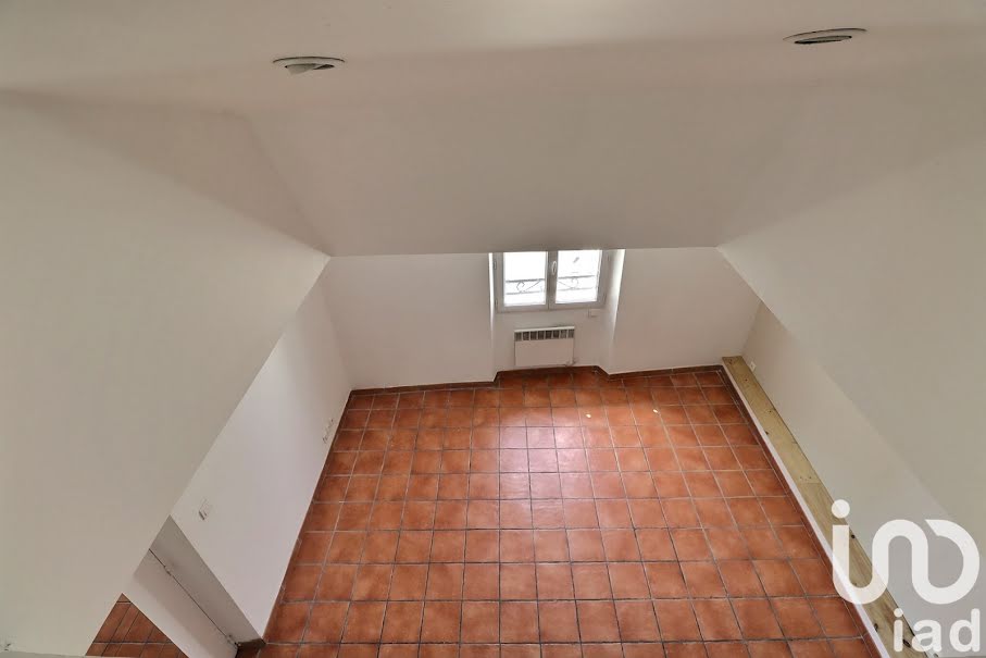 Location  appartement 1 pièce 23 m² à Aubagne (13400), 540 €
