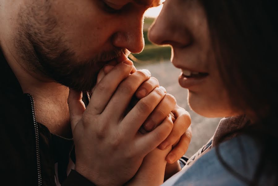 Wedding photographer Anastasiya Smirnova (posia93). Photo of 18 September 2020