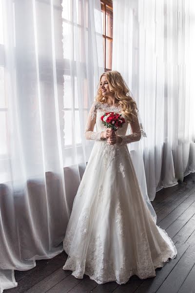 Hochzeitsfotograf Ekaterina Neveskaya (eneveskaya). Foto vom 19. Februar 2020