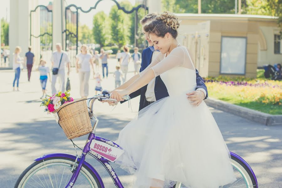 婚礼摄影师Natalya Ponomarenko（photochupa）。2015 10月15日的照片