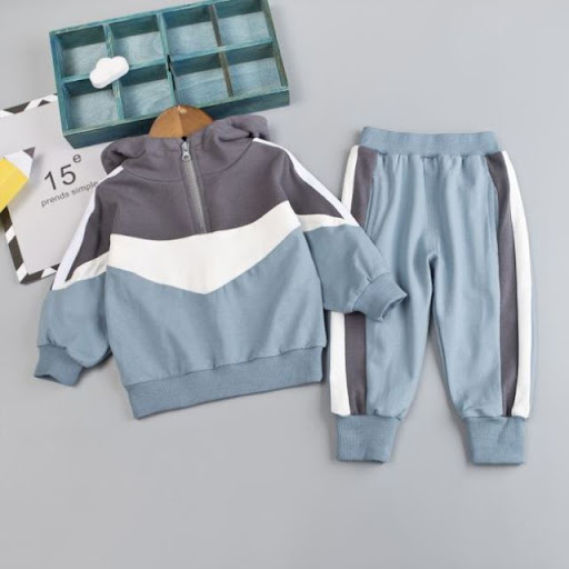 Title 3, Loose fit childrens jacket, comfortable and br...