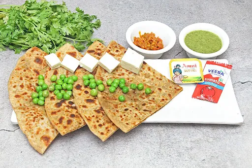 Desi Ghee Matar Paneer Paratha