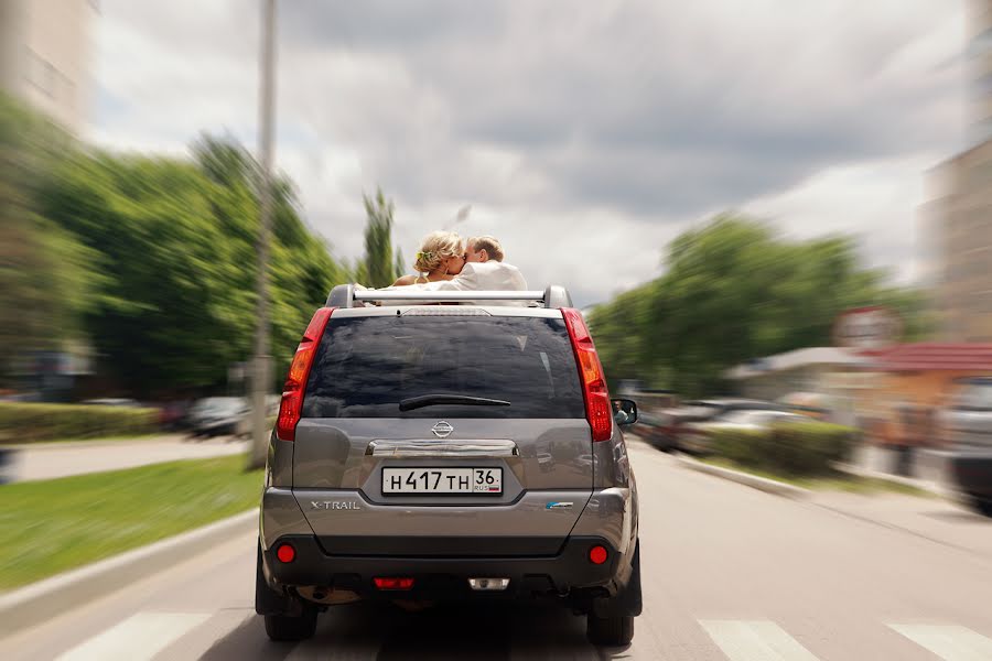 Wedding photographer Evgeniy Belousov (belousov). Photo of 15 September 2015