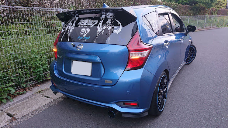 ノートの車検後復旧作業・光り物好き・車両点検に関するカスタム事例の投稿画像6枚目