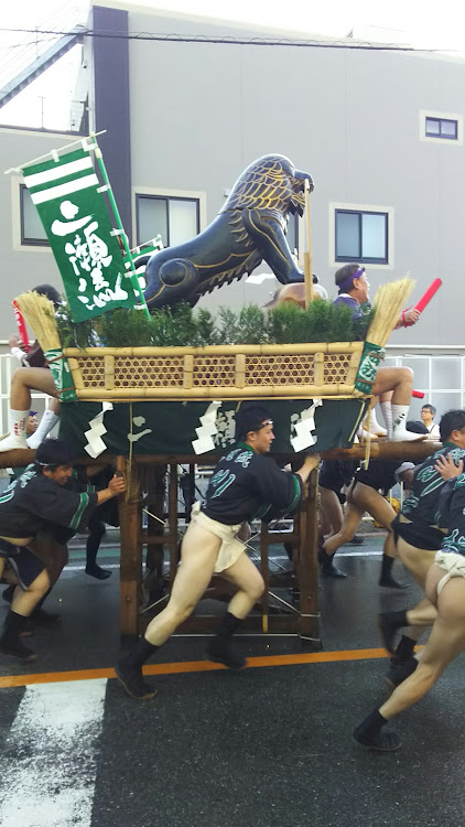 マサ ᵕ᷄≀ ̠˘さんが投稿した飯塚山笠・山笠からの飲み会・今日は、朝までコースです(>_<)に関するカスタム事例の投稿画像4枚目