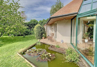 House with garden and terrace 4