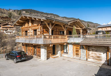 Chalet with panoramic view and terrace 4