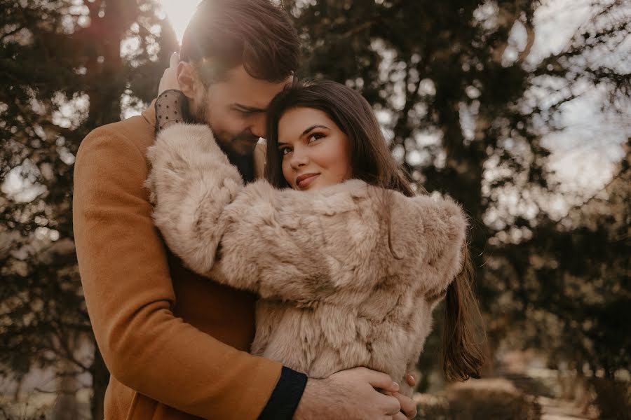 Fotografo di matrimoni Tavi Colu (tavicolu). Foto del 15 febbraio 2020