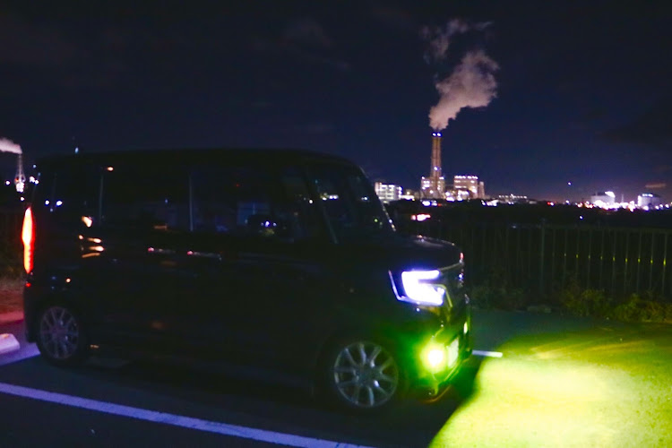 Nボックスカスタムの夜間撮影・工場夜景・イルミネーション撮影・桜並木に関するカスタム事例の投稿画像8枚目